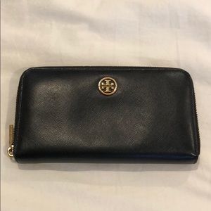 Tory Burch wallet